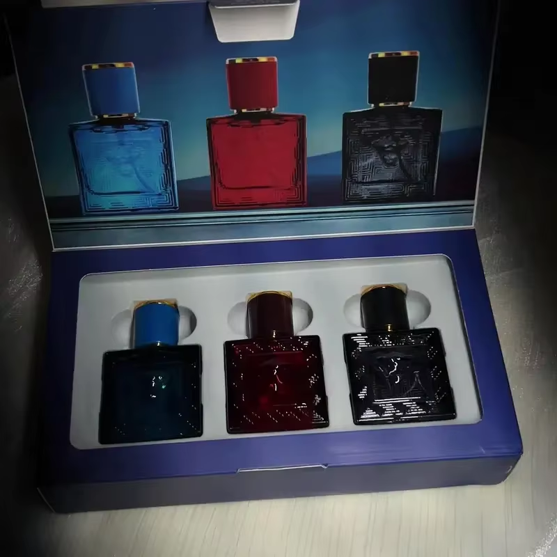 ชุดของขวัญน้ำหอมผู้ชาย 3 ชิ้น  - Perfume Light Fragrance บทวิจารณ์และราคา